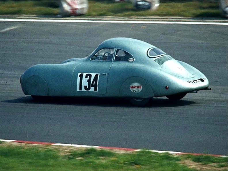 Porsche 64